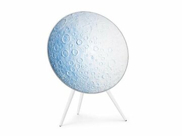バング＆オルフセン、現代アーティストとコラボした限定スピーカーが即完売