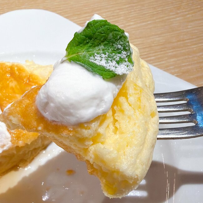 「大好きすぎる」「止まらない美味しさ」むさしの森珈琲の“盛りだくさんメニュー”ふわとろパンケーキも付いて贅沢すぎる…！「こんなに美味しいとは思わなかった！」《実食レビュー》