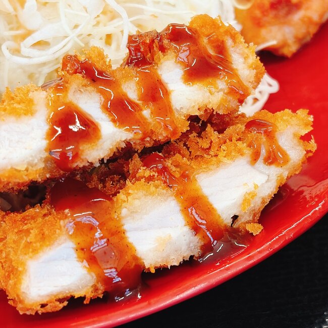 「全部食べたらお腹いっぱい」「ボリュームたっぷり！」かつやの“わんぱく定食”食べ応えがスゴすぎる！「大きくてカリッカリでうまぁ」