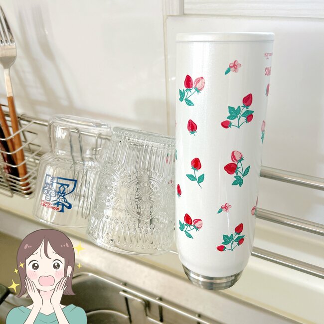 シンクの奥に置けちゃった!ニトリの「浮かせるキッチン収納」が画期的すぎる…!水筒やまな板もスッキリ片付きます!