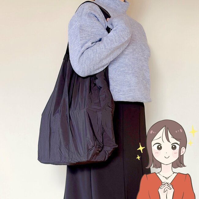「探し回ってゲット」「自転車に便利」3COINSの“手ぶらで持てるエコバッグ”が天才すぎる!「両手がフリーになる」