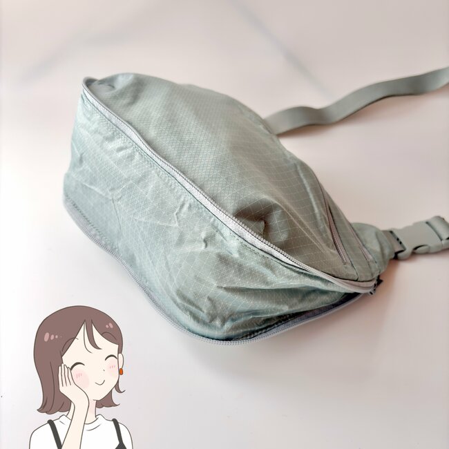 「軽くて使いやすい」「見た目よりたくさん入ります！」無印良品の“マチが広がるショルダーバッグ”が天才すぎる！「一目惚れで即買いしました！」