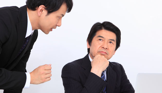 「部下に任せられない上司」に共通する4つの特徴