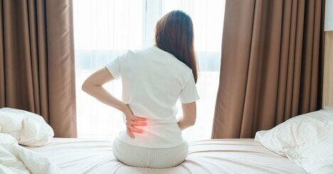 【寝具のプロが警告】「硬めのマットレス」で腰痛が悪化する人、改善する人の決定的な違い