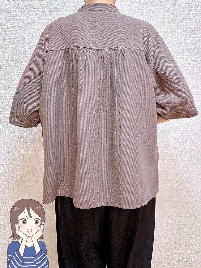 「夏服すべてこのシリーズにしたい」「すごく涼しくて着やすい」無印良品の“ふんわりブラウス”さらさらな着心地がやみつきになる！「ゆったりだけどスッキリ着られる」《購入レビュー》