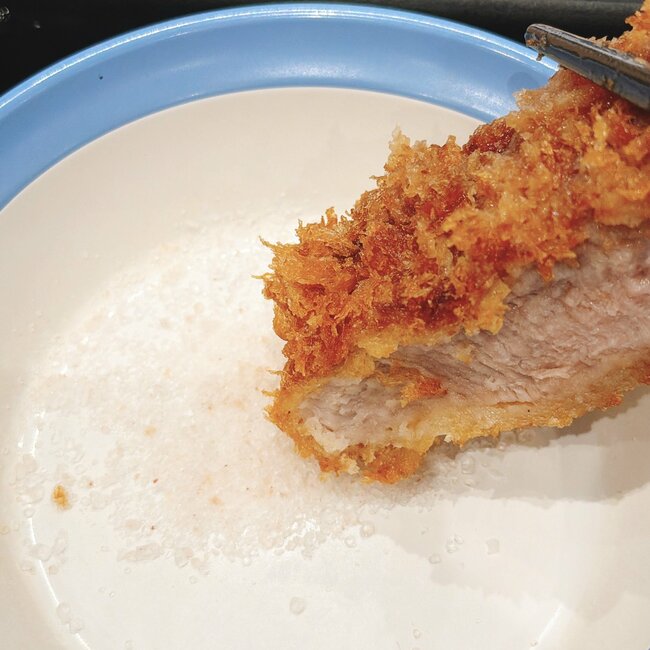 「かなりの満足感」「美味すぎる」松のやの“ボリューム定食”通年メニューにしてほしいくらい美味しい!「旨味感じるジューシーさ」