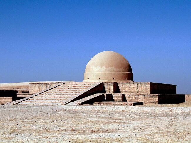 ウズベキスタン旅行の最新情報、西遊記の三蔵法師も歩いた仏教遺跡を巡る