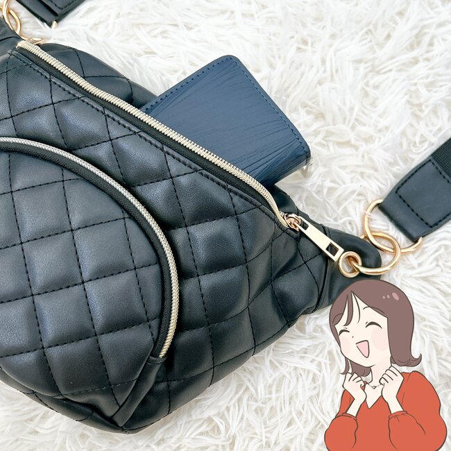 カードや診察券が22枚入る…!ワークマン新作の「980円ミニ財布」ガバッと開いて取り出しやすい!