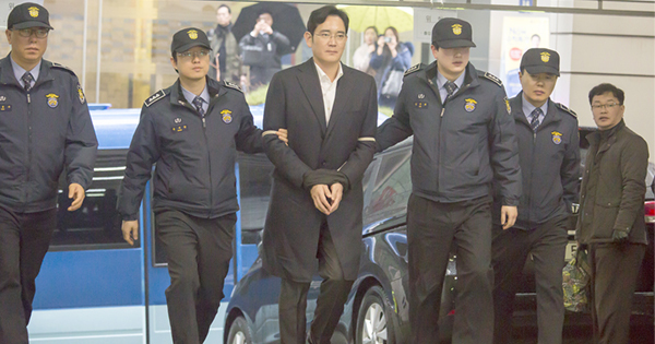 サムスンに経営トップ逮捕で浮上する2つの懸念<br />