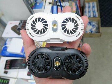 充電しながらでも使える半導体冷却の強力スマホクーラー
