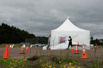 コロナ対策の新アプローチ：住民まるごと検査せよ