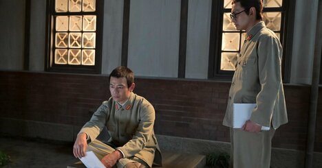 「なんとしてでも生きて帰りたい」嵩の決意に、八木（妻夫木聡）が答えた“戦地の知恵”とは【あんぱん第55回レビュー】