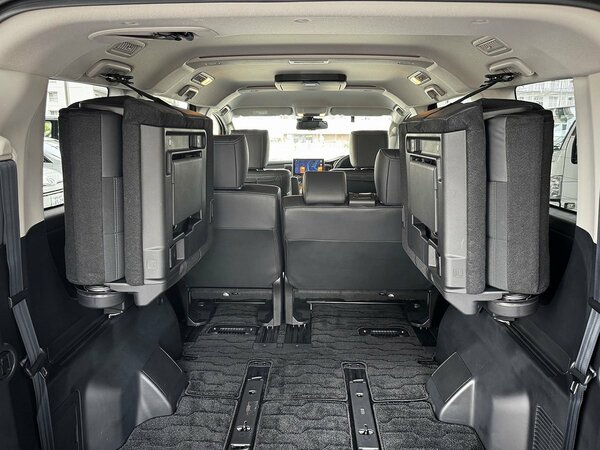 デリカD:5の車内空間