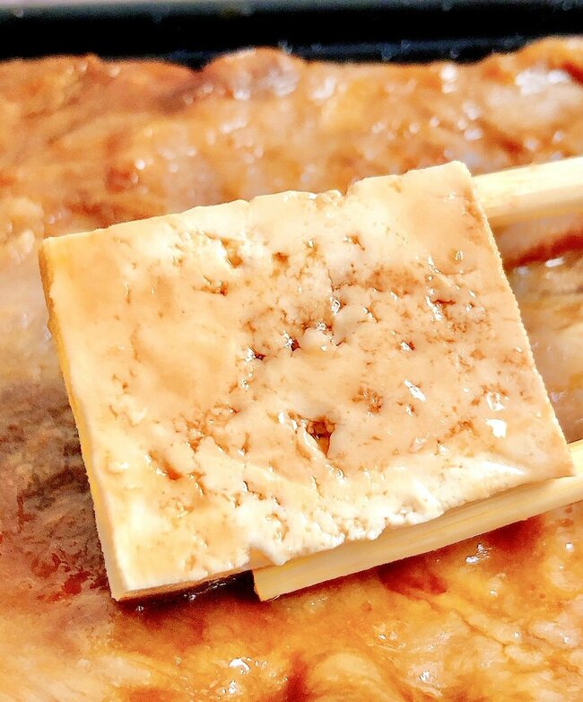 いくらなんでもデカすぎだよ…！ほっともっとの“わんぱく弁当”フタを開けてびっくりした！