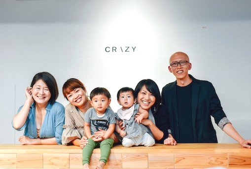 子連れ勤務が歓迎されるCRAZY社