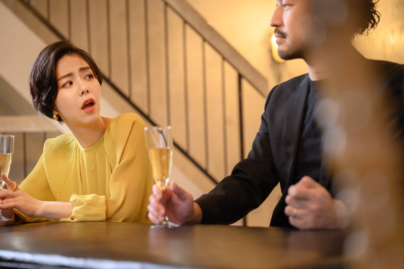 【忘年会でやっているかも?】職場の飲み会で「嫌われる上司」が話している超・NG話題