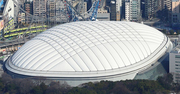 誰も教えてくれなかった!テニスコート、フットサル場、バッティング練習ドームで活躍するすごい光触媒!