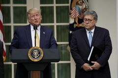 バー前米司法長官が新著でトランプ氏批判　「気質も説得力もなし」