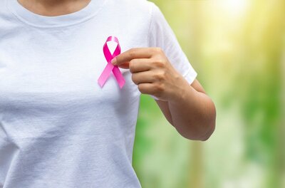 10月はピンクリボン月間、「男性の乳がん」は女性より死亡率が高い【米国の研究より】