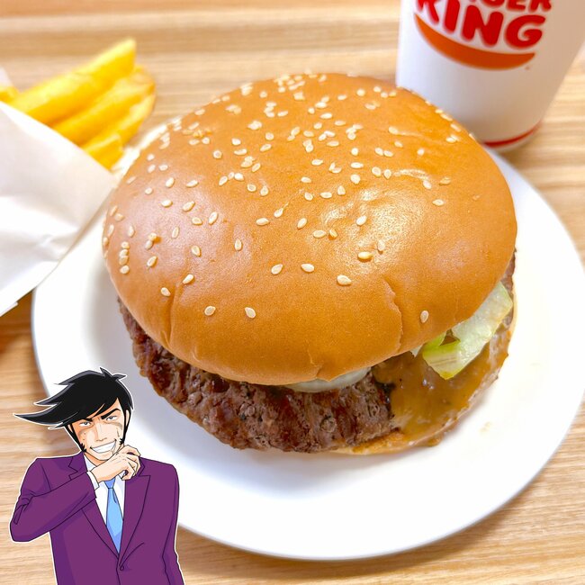 「美味しすぎて100個食べたい」バーガーキングの“豪快すぎる限定バーガー”が絶賛の嵐！「1番うまいやつ」「一生やってくれませんか？」《実食レビュー》