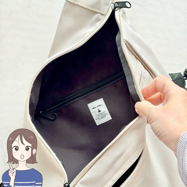 「色違いで購入しました」ニコアンドの“ポケットたくさんバッグ”肩が疲れにくくて天才！「軽い素材でデザインもいい」「体にフィットするので疲れません」