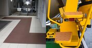 大理石や鉄板などにもできる防滑加工　工場や病院、駅などの転倒事故を減らす