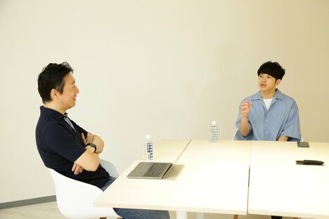 スマニューで西口一希氏の部下に──山崎佑介氏が得た、視座の高さとPLへの覚悟