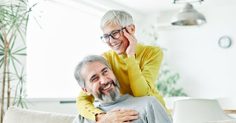 定年退職後、とりあえず共働き妻の扶養に入るとお得なワケ