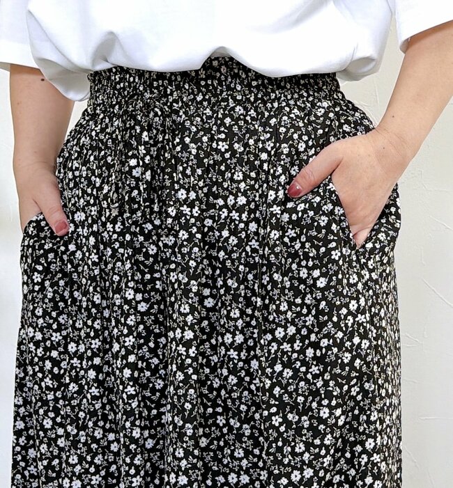 「涼しい！」「2枚目です」ハニーズの“スカートみたいなパンツ”ひんやり冷たくて気持ちいい！「サラサラの薄い生地なので、真夏にピッタリ」