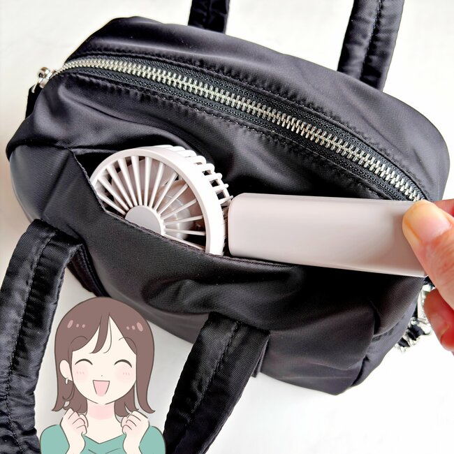 「小さく見えて長財布が入る！」GUの“めちゃ軽ミニバッグ”色違いもほしくなる優秀さ！「何度見ても可愛い！」「お値段以上の高見え」【購入レビュー】