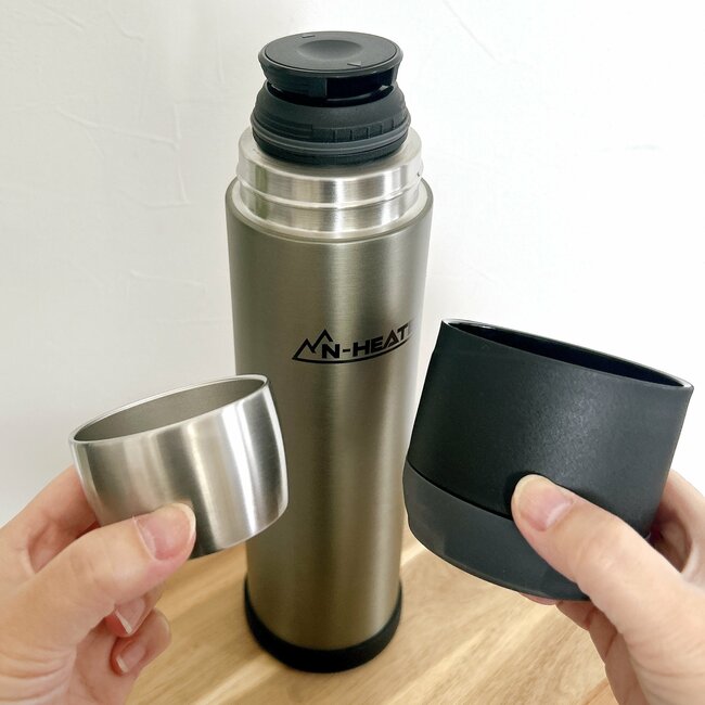 ニトリの“山頂でカップ麺が食えるボトル”の保温力がすごすぎる…!「12時間たってもアツアツです」「キャッチコピーに偽り無し」