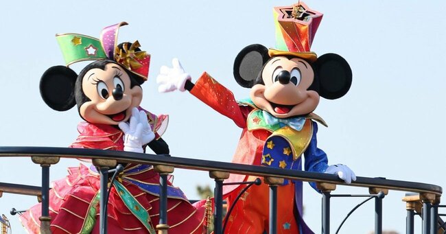 無課金は疲れるだけ…東京ディズニー「家族で80万円」出費も!「プライベートVIPツアー」の正体