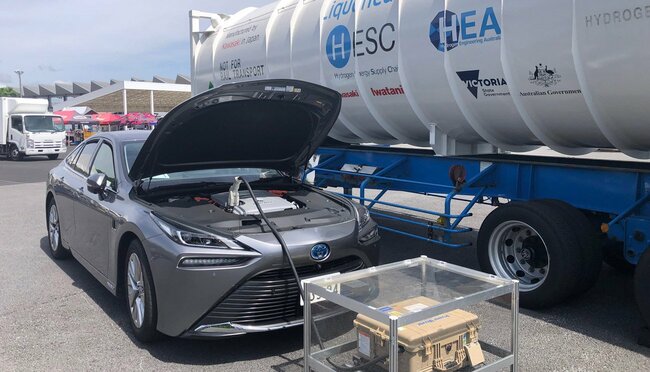 水素輸送タンクと、自車から外部給電するトヨタ「MIRAI」