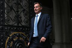 英中銀、政府とのチキンレースでひとまず勝ち点