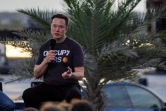 マスク氏のツイッター買収 「ゾンビ」復活は