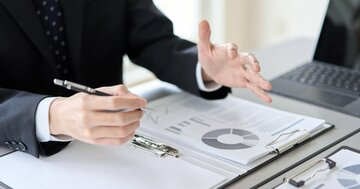 就活生も社会人も最低限知っておくべき「150字の業界動向」コンサル・航空・建設が求める人材は?