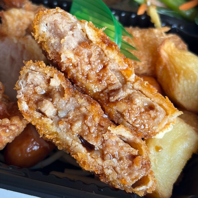 「これでもかという程の肉」ほっともっとの“わんぱくすぎる弁当”おかずが盛りだくさんでビビる！「数時間経ってもまだお腹いっぱい」「酒が進みます」