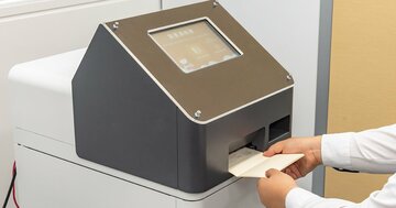 こりゃ図書館に行きたくなる…大人も欲しがる「読書通帳」の魅力とは