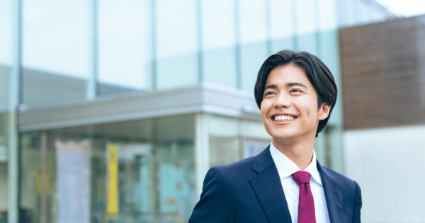 【一生困らない】「なぜか職場で信頼される人」が無意識にやっているさりげない行動