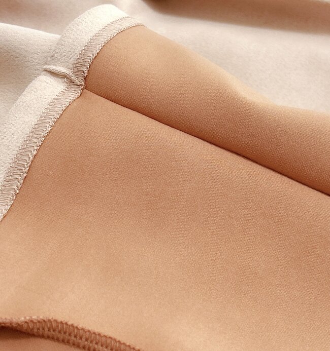 「高見えして大満足」「色が可愛いです」ワークマンの“1900円パンツ”楽ちんなのに、細見えして天才すぎる!