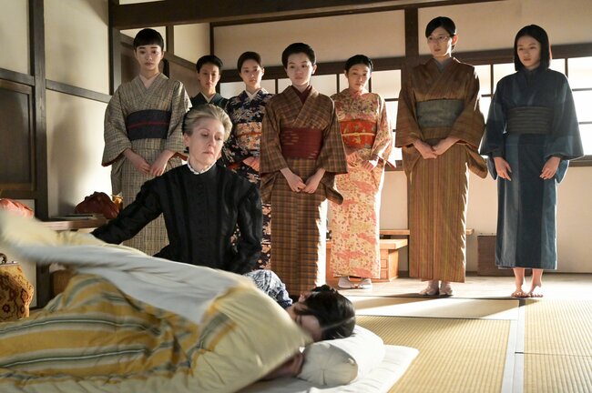 しっかり者の最年少！トメ役・原嶋凛が“看護の仕事”に触れて、まず驚いた「当たり前」〈風、薫る第46回〉