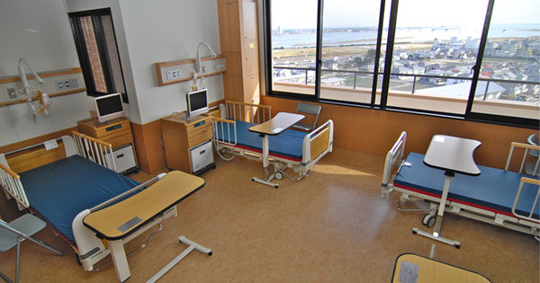 「過剰ベッドの適正化」「医療過疎」問題を考える 「過剰ベッドの適正化」「医療過疎」問題を考える
