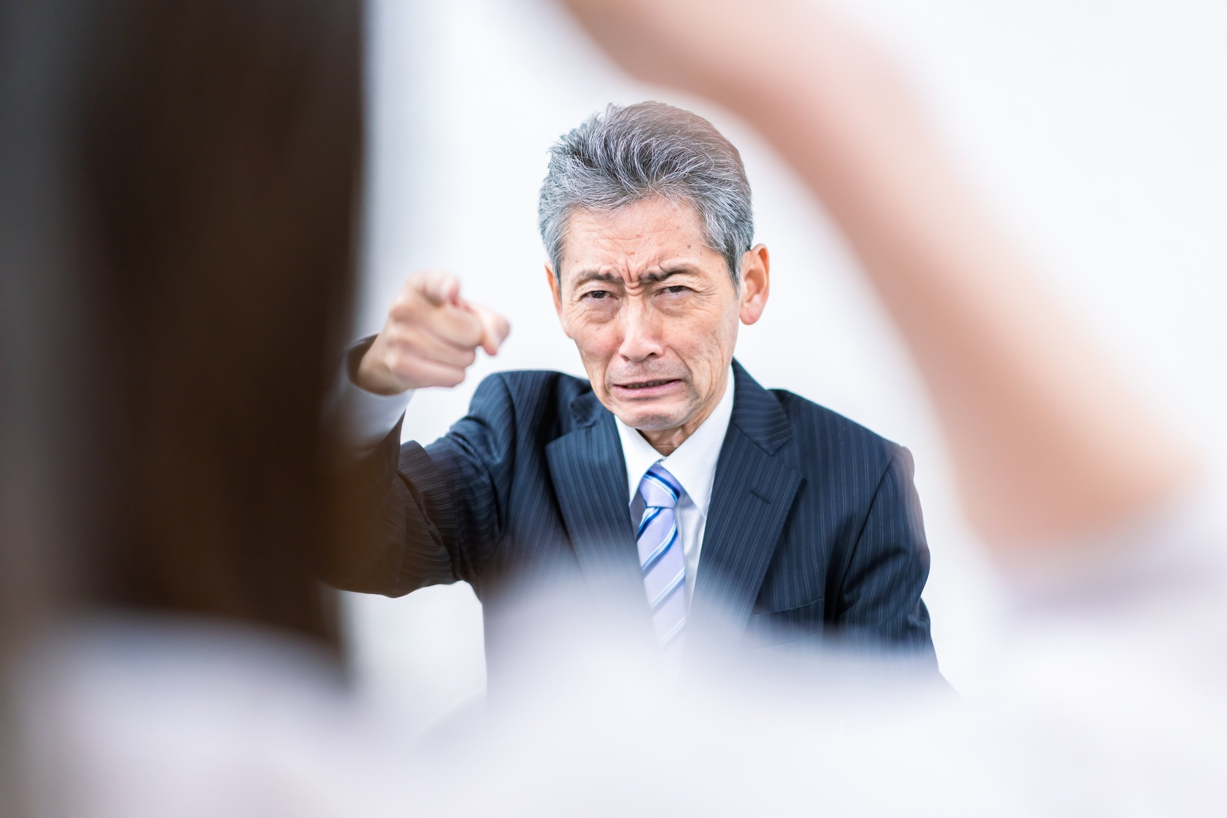 40歳をすぎて目ん玉が飛び出るほど「仕事ができない人」の特徴・ワースト1