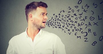 語彙力が高い人の習慣TOP3、3位「幅広いインプット」、2位「すぐ調べる」、1位は？