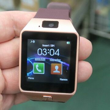 手元で撮れる！ 1380円のカメラ内蔵スマートウォッチ