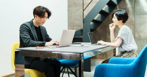 仕事ができない人は「会議中に別のことをする」。仕事ができる人はどうする？
