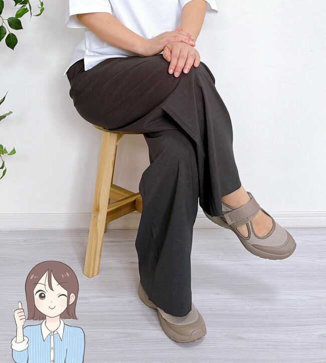【ユニクロ】「結局3本買い」まとめ買い続出の“2990円ワイドパンツ”が大好評「今年はこればかり」「酷暑に最適」《購入レビュー》