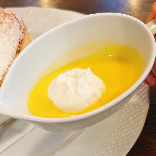 「俺の中でシロノワールを超えた」星乃珈琲の“ふわふわスイーツ”幸福感えげつない!「ハマる食感と甘さ」「元気でます」