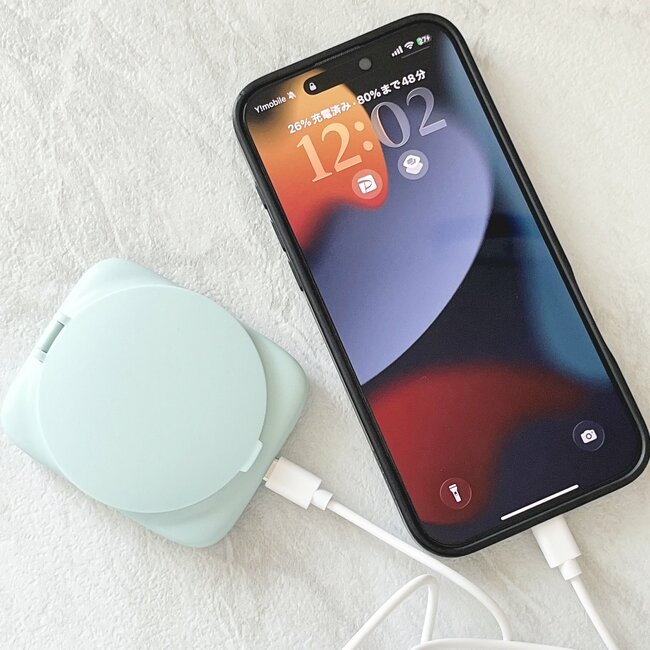 考えた人、天才すぎない?3COINSの“LEDミラーがついたモバイルバッテリー”メイク直しができて便利すぎる!「見た目も可愛い」「すごく良いです」