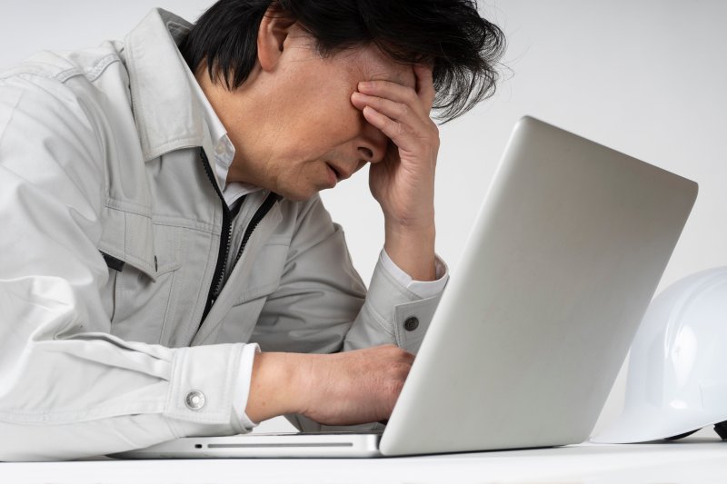 「インボイスに登録したけど、やっぱりやめたい」手続・期限を徹底解説!